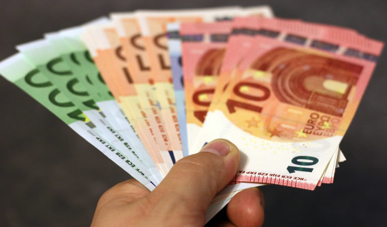 Chorwacja i Bułgaria będą miały euro, być może już nawet za niecałe trzy lata