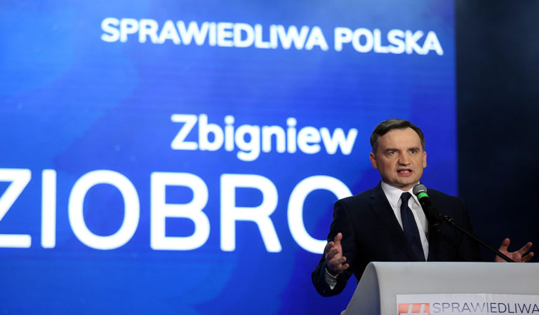 Zbigniew Ziobro Prokurator, umorzył śledztwo w sprawie Zbigniewa Ziobry szefa partii. Sorry taki mamy klimat?