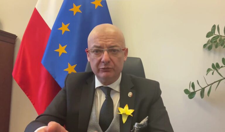 Senator Kamiński nawołuje do obalenia rządu Prawa i Sprawiedliwości. “To nasza ostatnia szansa” [VIDEO]